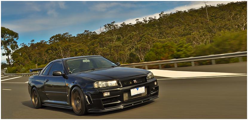  Autors: Partyjerk Nissan Skyline