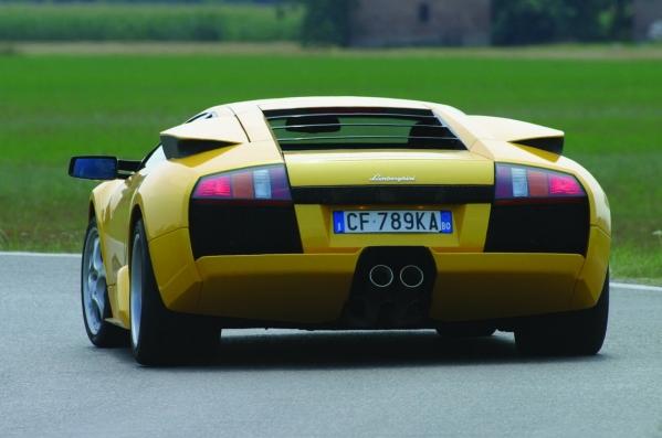  Autors: hunkers Lamborghini Murcielago izvadisana :(