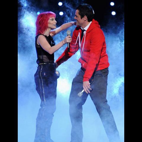 Best Alternative Paramore... Autors: bellija MTV EMA's 2010 Winners