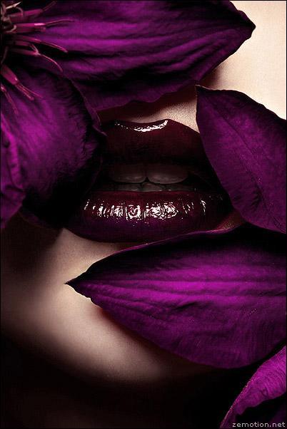 Tumši violeta simbolizē... Autors: amonty Krāsas.