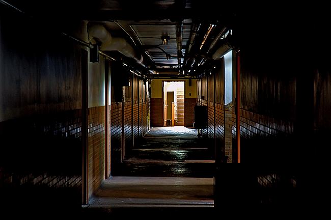 This hallway was one floor up... Autors: Liver State Mental Hospital