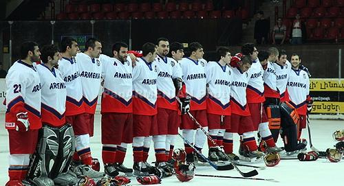 Armēnija pasaules vājākā... Autors: Hector Gonzalez 12 vājākās hokeja izlases