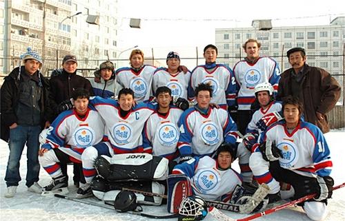 Mongolija ieņem 45 vietu... Autors: Hector Gonzalez 12 vājākās hokeja izlases