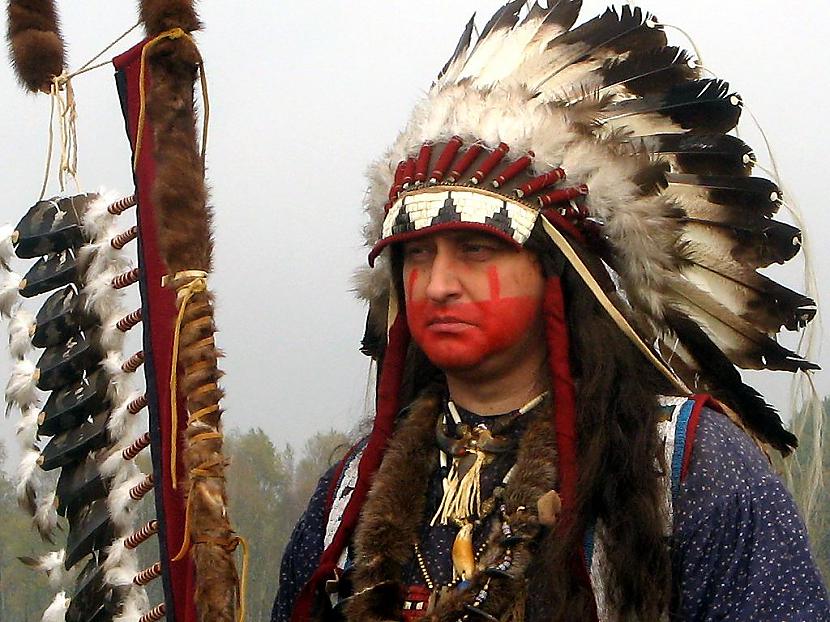 Indiānis piedaloties festivālā Autors: Sabana Amerikanoīdu rase