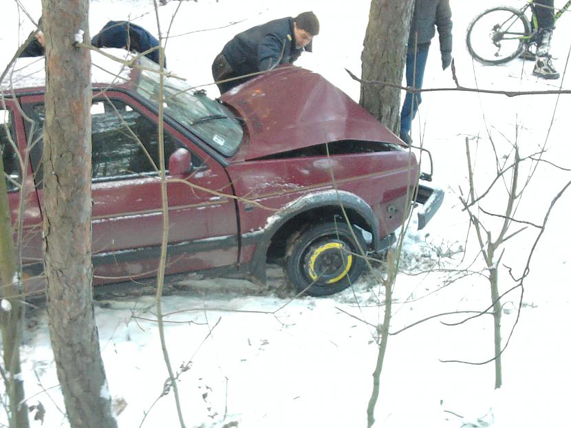 Autors: replay Zagta automasina avarija.!