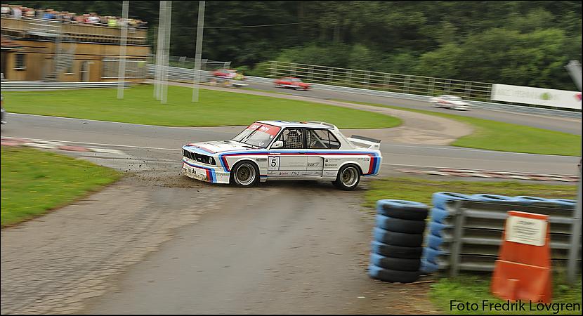  Autors: awoken Bmw e28 m5 csl