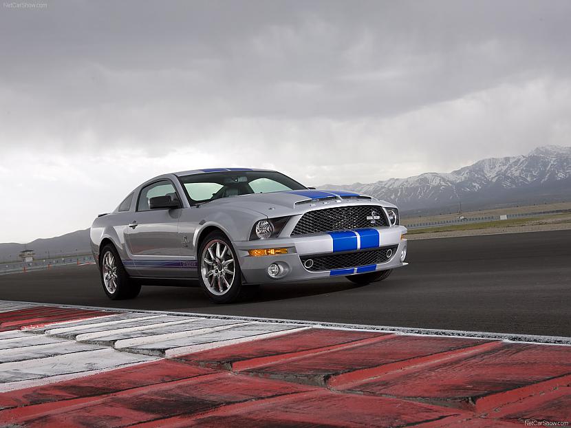  Autors: CaAtis Ford Mustang + Wallpapers..