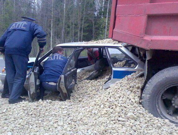  Autors: seglinja Dažādas auto avārijas