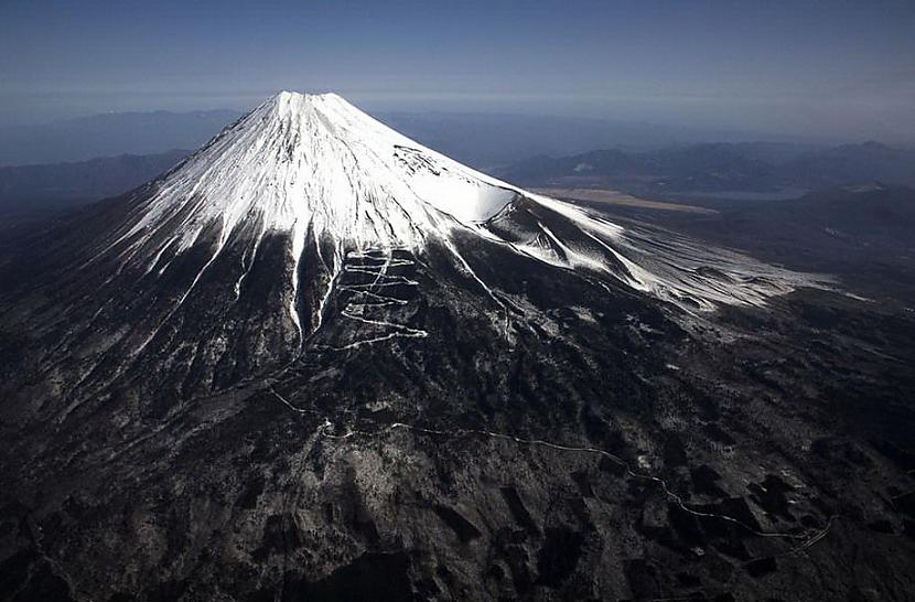 Fuji Japāna Autors: Fosilija Skati no augšas... Paskaties.. Otrā daļa