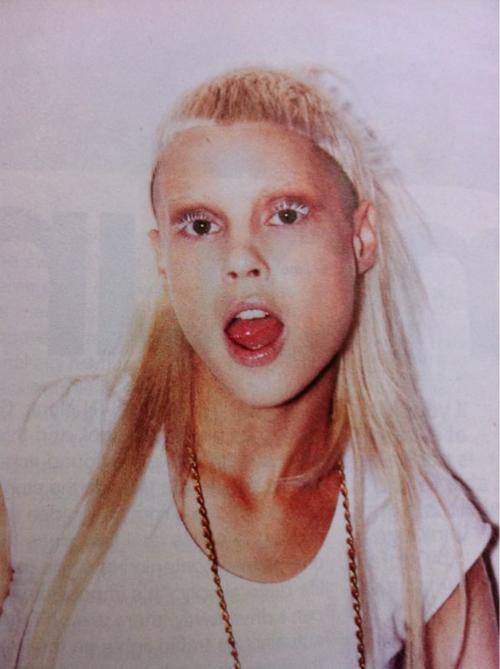  Autors: yolandi vier DIE ANTWOORD>bildes>video>gifi