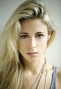 Gillian Zinser dzimusi 1985g... Autors: apelsiins21 90210