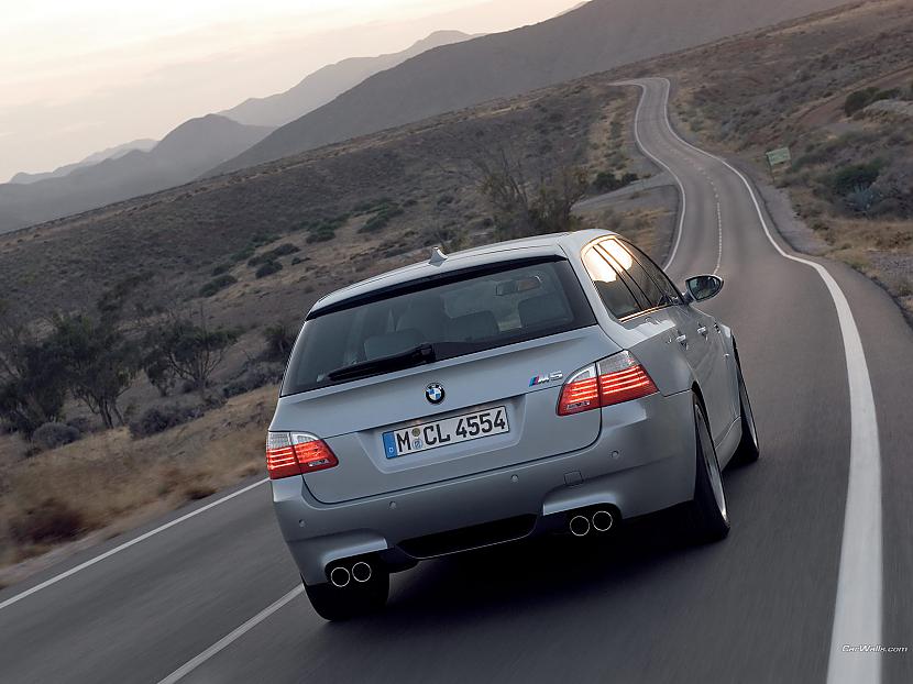  Autors: val4us BMW 5 series wallpapers