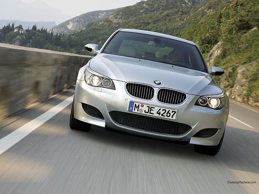  Autors: val4us BMW 5 series wallpapers