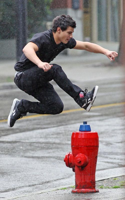  Taylor Lautner Autors: oceanmeitene zazzy.