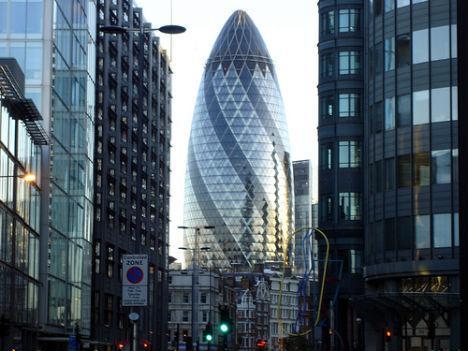 Norman Foster Gherkin Londona... Autors: Fosilija dīvainākie debesskrāpji