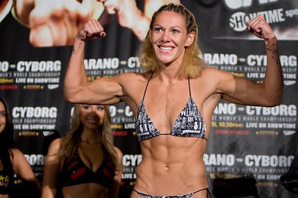  1 Cristiane Cyborg Santos Autors: karlos meitenes ciiniitaajas.. ;D