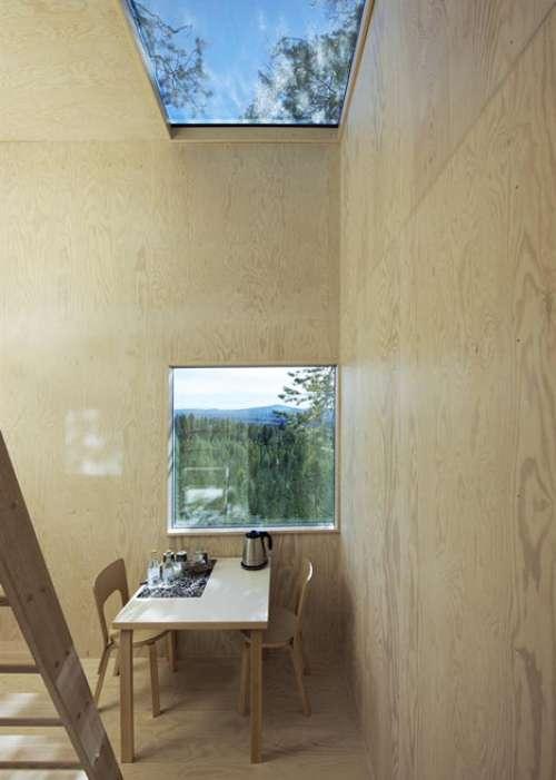  Autors: integree Spoguļkuba koka māja/viesnīca  Zviedrijā.