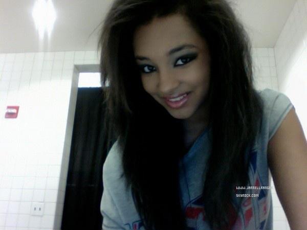 JJ Autors: Belieber007 Jessica Jarrell