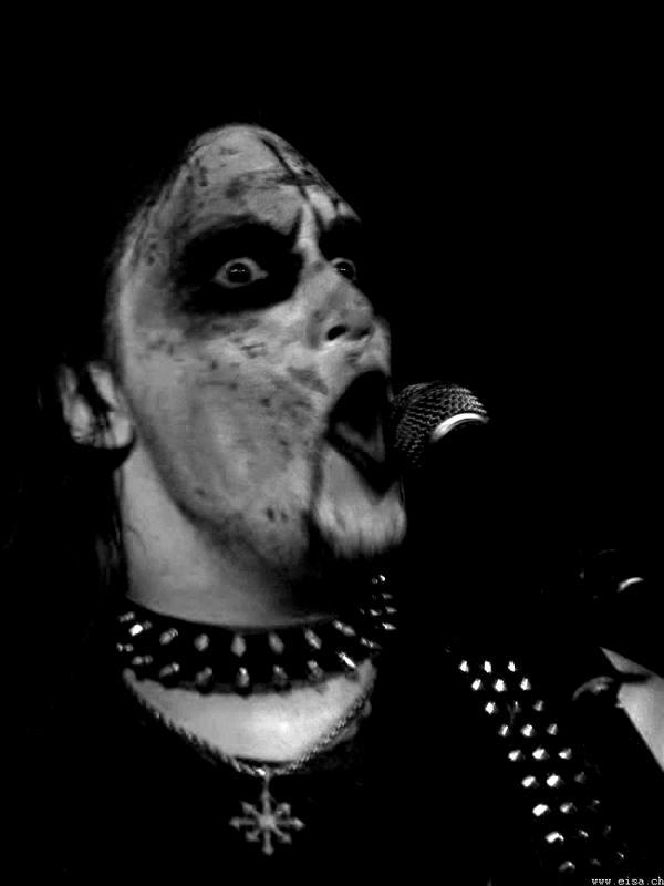 Trondr Nefas  vokālists Autors: Fosilija Black metal from hell