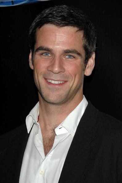 Eddie Cahill  Tag Jones Autors: PaPaRaCiIi Friends - Draugi