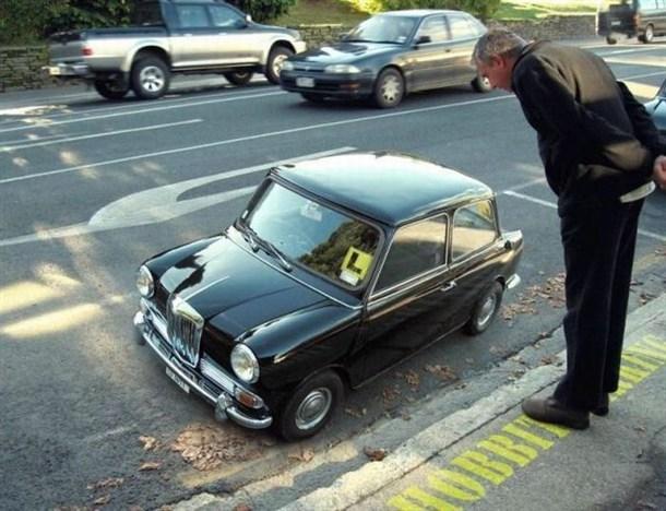  Autors: Rižais Kreatīvi smieklīgi auto