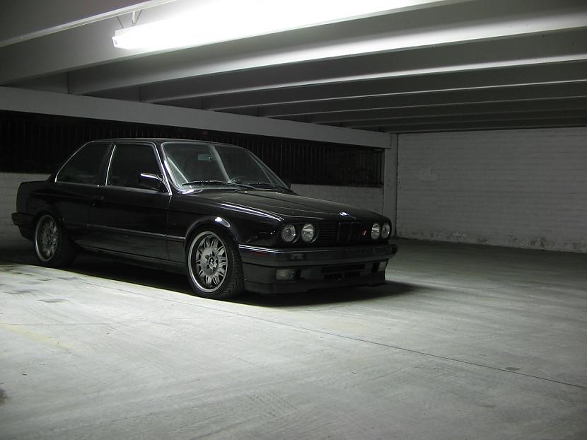  Autors: Kaneelis BMW e30