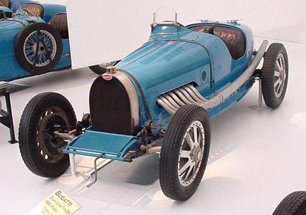 type 45 Autors: Dizy Bugatti evolūcija.