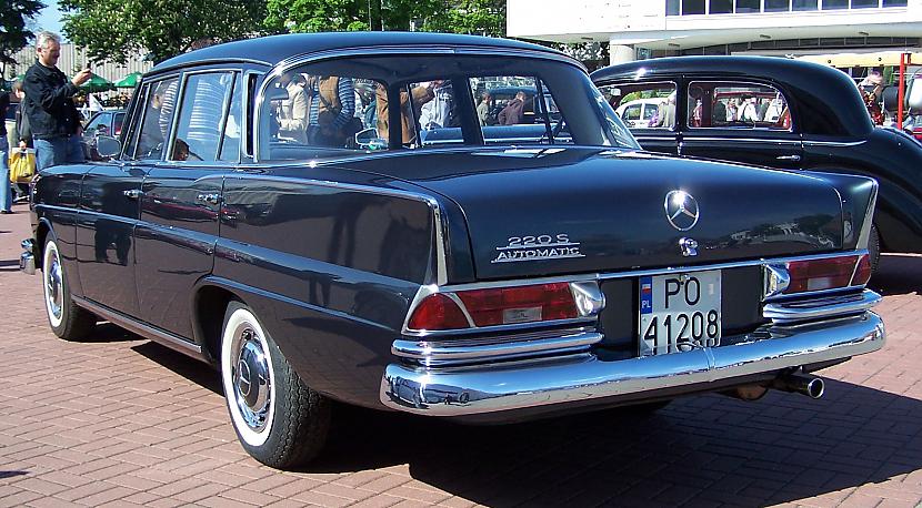  Autors: Realist Mercedes-Benz W111