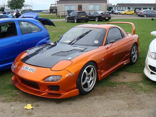 Mazda RX7 Autors: waffeskyline Jap Cars