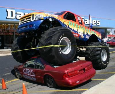  Autors: ForeverAlone monster truck.