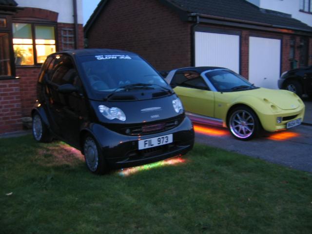  Autors: ExxE Auto neons