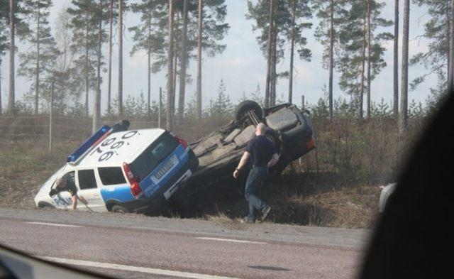  Autors: Rorets Zviedru policija...