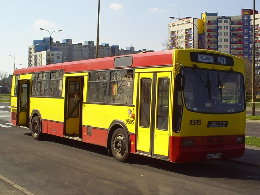  Autors: citramonius Ar autobusu uz Mēnesi un atpakaļ. Divreiz!