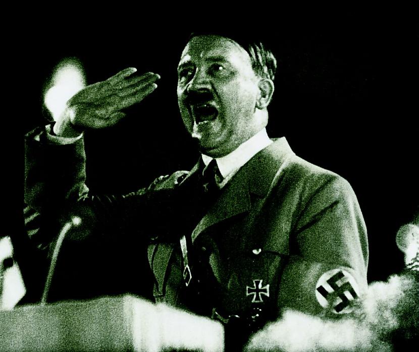 Nacistu partijas līderis  kopš... Autors: zirdziniece Adolfs Hitlers 1dala