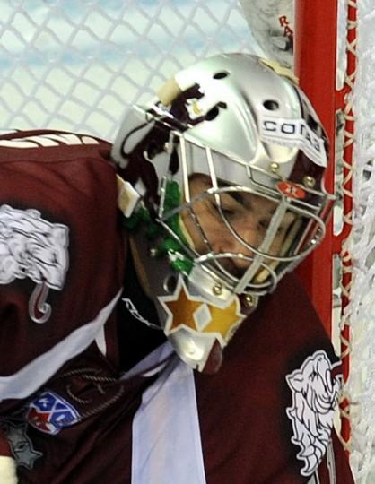 Edgars Masļskis Autors: Siikais11 Visu 3 sezonu Dinamo Riga vārtsargu ķiveres