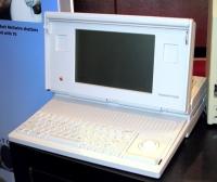 Macintosh Portable... Autors: Fosilija Apple neveiksmes