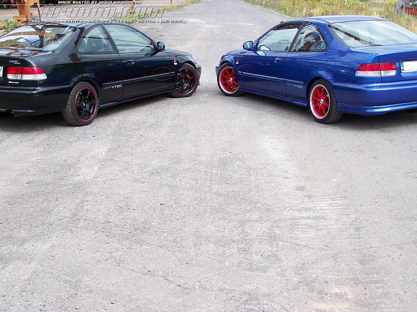  Autors: Ayrton Nedaudz hondas civic