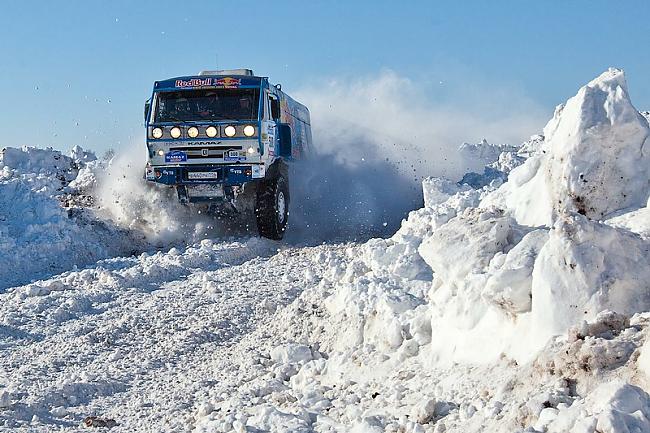  Autors: Ekskluzīvais KAMAZ-4326...