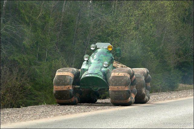  Autors: Dr Hlus Ļoti neparasti auto un motocikli.