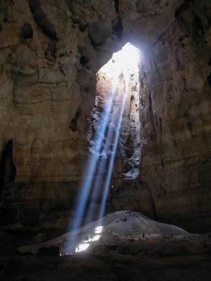 Majlis al Jinn Cave Oman Autors: AWESOME SNAKE 20 Most Beautiful Caves In The World