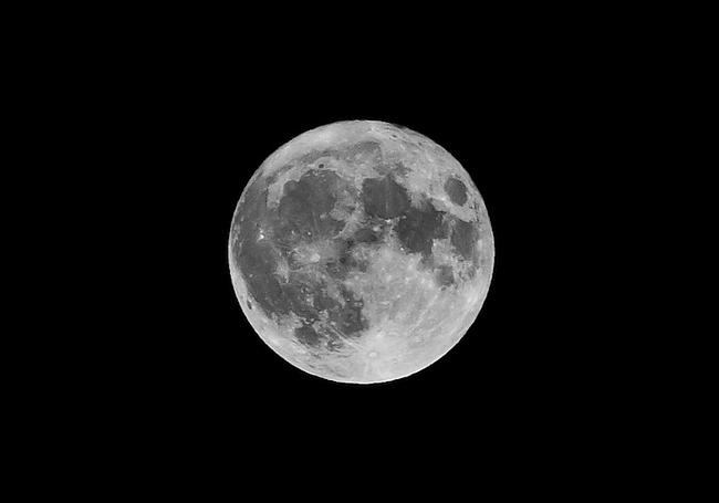  Autors: benders12 Mēness