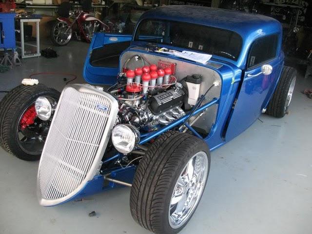  Autors: Fosilija FFR '33 Hot Rod