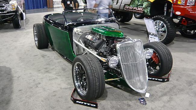  Autors: Fosilija FFR '33 Hot Rod