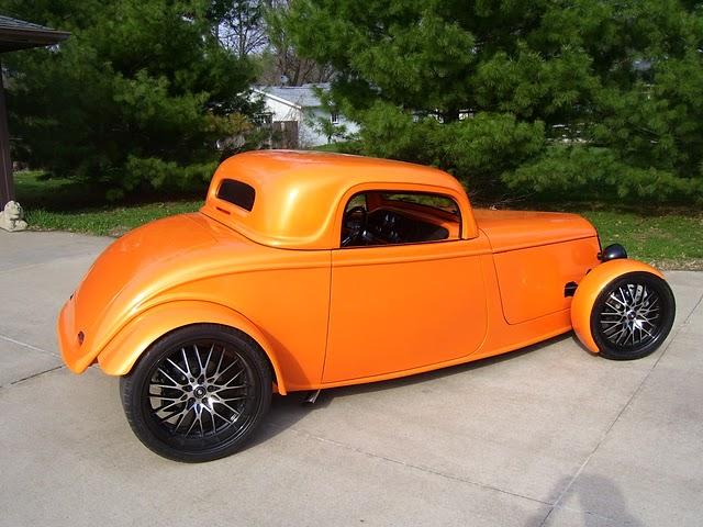  Autors: Fosilija FFR '33 Hot Rod