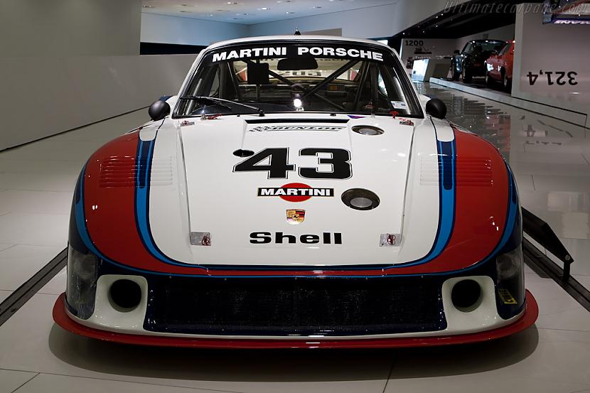  Autors: kazlēns Porsche 935