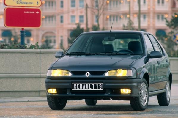  Autors: iesacejs98 Renault atdzīvinās Moskvič zīmolu