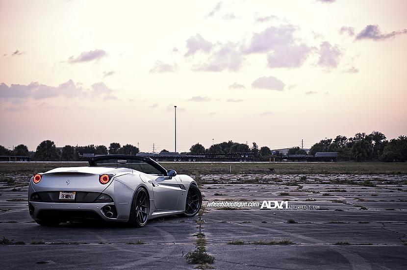 Ferrari California Autors: CIs4Care Cars on sweet wheels; Pt. tres