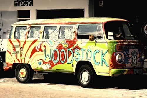 VW t2 Woodstock Autors: billii Car Graffiti