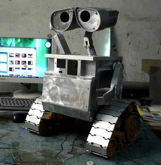  Autors: Azizi Wall-E PC mods