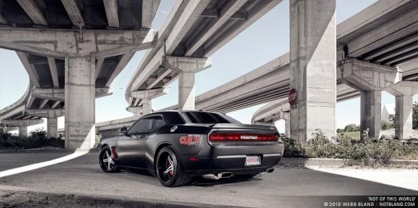  Autors: Fosilija Dodge Challenger SRT8